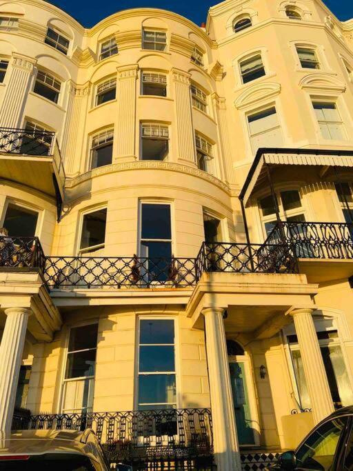 Stunning Seafront Apartment Brighton Exterior foto